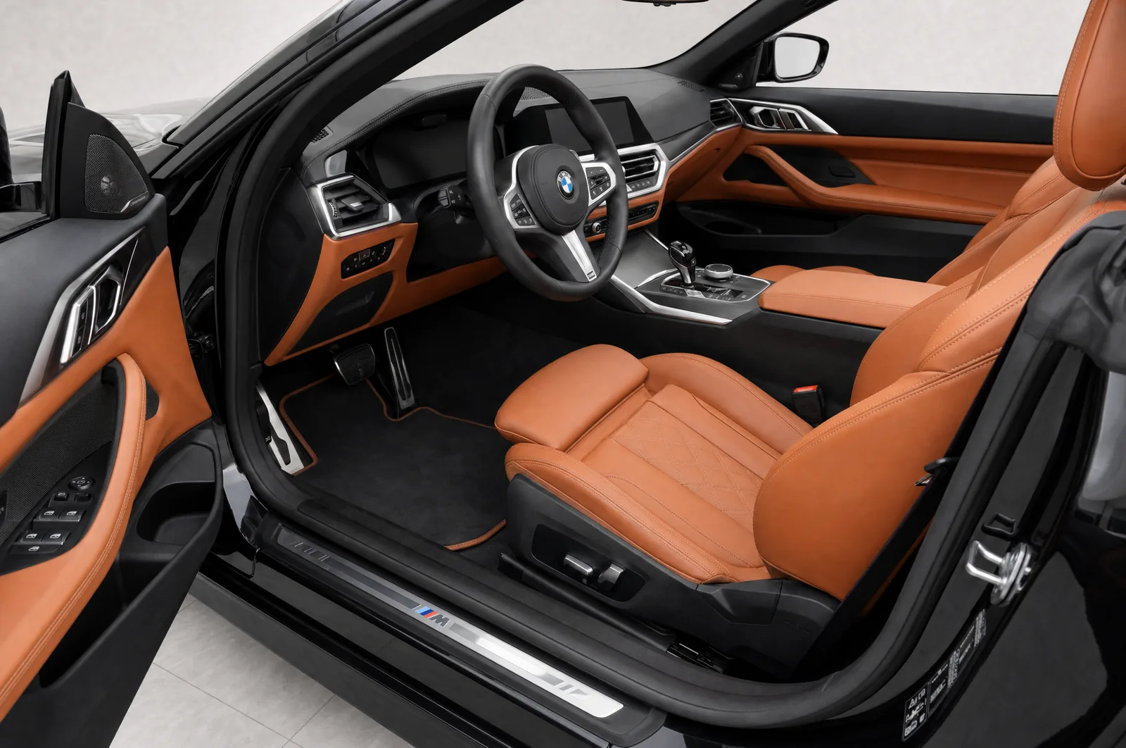 BMW / Mercedes kabriolets, vadītāja vieta