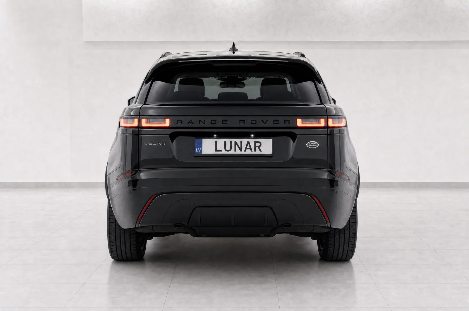Range Rover Velar, aizmugure